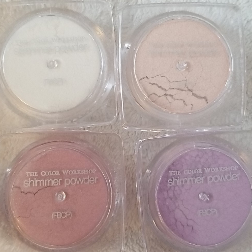The Color Workshop Eyeshadow 4 piece shimmer powders!